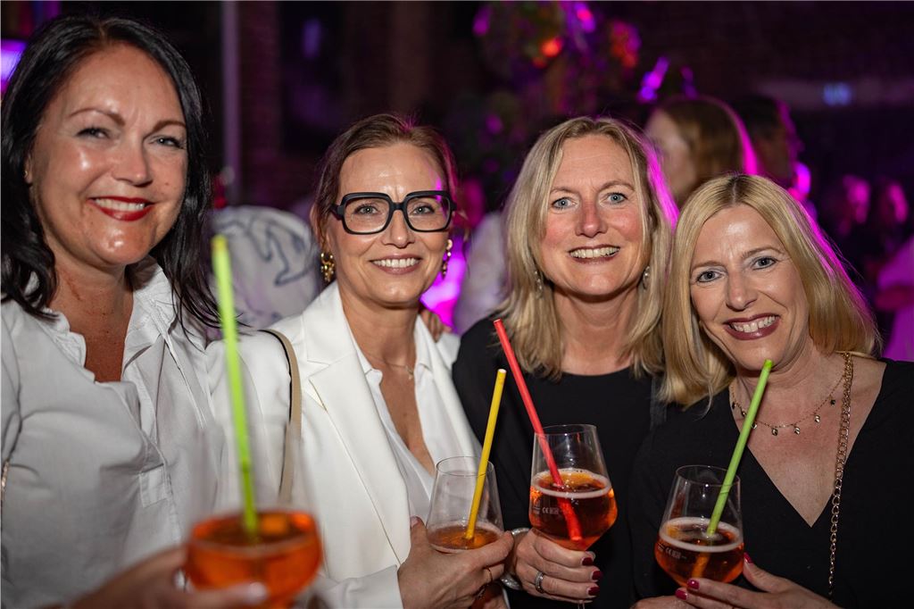 Ob KX, Neue Schmiede oder Stadthalle: Zum Monatswechsel gab es in Unna reichlich möglichkeiten um ausgelassen in den Mai zu tanzen. Im Frühling das absolute Party-Highlight!