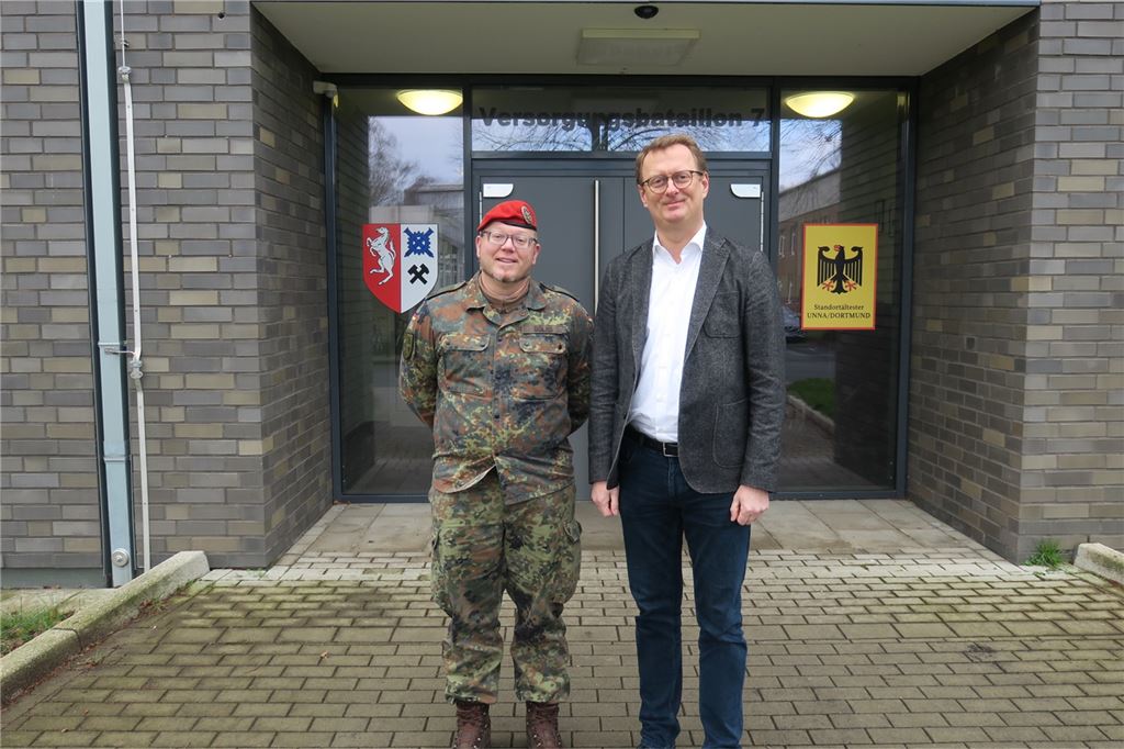 Mission in Litauen: Soldaten aus Unna sichern die Nato-Ostgrenze Oberstleutnant Andreas Golks führt seit 2021 Kommando in der Glückauf-Kaserne in Unna, traf sich jetzt mit dem Bundestagsabgeordneten Oliver Kaczmarek.