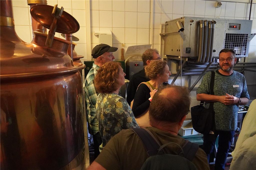 Klein, aber fein: Braukultur und Lichtkunst glänzen bei Extraschicht Ohne einen Besuch in der tatsächlichen Brauerei wäre eine Führung durch die Lindenbrauerei wohl kaum komplett. So durfte dieser auch nicht bei der Extraschicht fehlen.