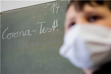 Ohne regelmäßige Corona-Tests geht es an den Schulen derzeit nicht. Insbesondere an den Grundschulen sorgen die Abläufe aber momentan mitunter für einen schwer zu leistenden Arbeitsaufwand.