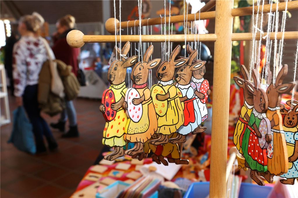 Viele Fotos vom Design- und Kreativmarkt: Holzwickeder Frühling im Schulzentrum