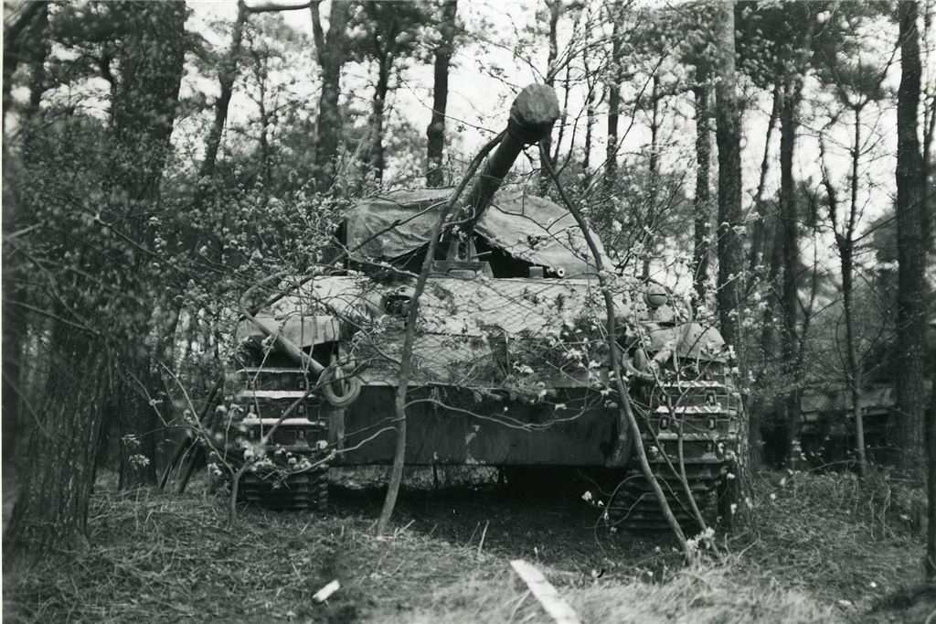 Rückzug deutscher Panzer, Brambauer, 1945