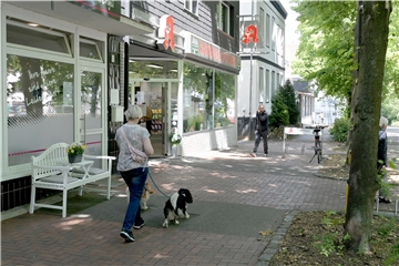 Seit Montag dürfen Apotheken impfen: In der Rathaus Apotheke in Holzwickede war schon Ende 2021 klar, dass man das hier gar nicht umsetzen kann.