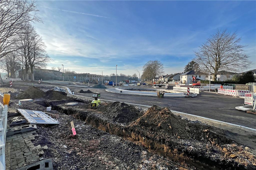 Winter verzögert Baustelle Hertingerstraße um weiteren Monat Die Baustelle an der Hertingerstraße in Unna