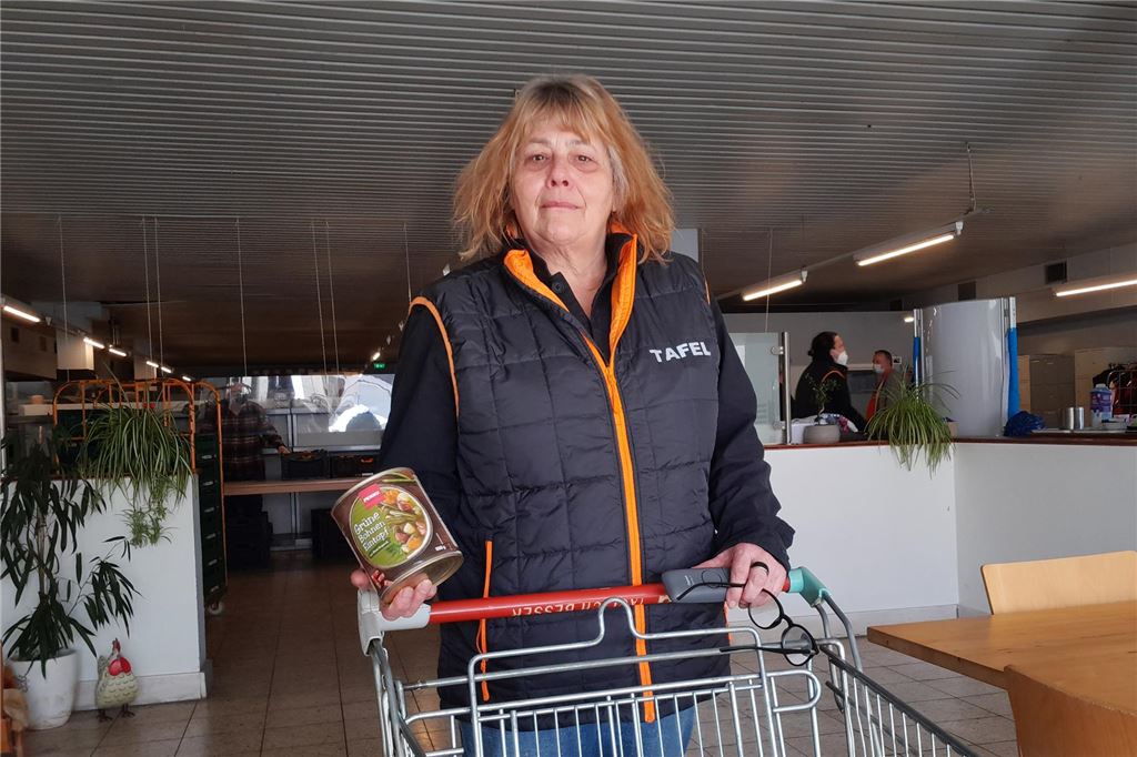 Die „Werkstatt“ übernimmt: Unnaer Tafel vor der Auflösung Tafel-Chefin Ulrike Trümper will mit 67 in den Ruhestand gehen. Einen direkten Nachfolger für ihre Position habe sie nicht gefunden. Nun soll die Werkstatt im Kreis Unna die Tafel-Aufgaben übernehmen.