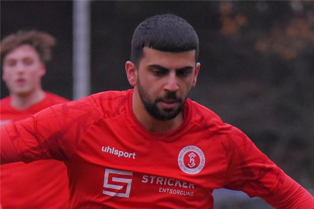 TuS Holzen-Sommerberg verpflichtet Fünferpack: Für einen ist es eine Rückkehr Umut Akcay kehrt nach nur einem Jahr wieder zum TuS Holzen-Sommerberg zurück.