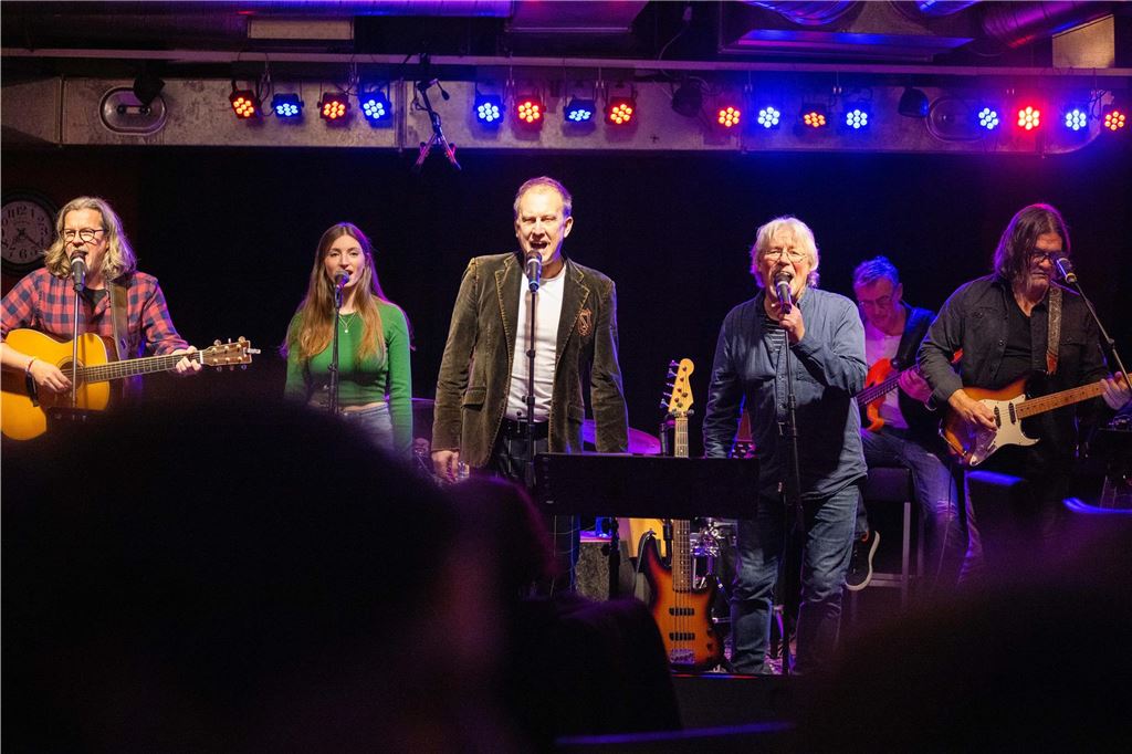 Musik, Kunst, Menschen: Die besten Bilder von der „gemischten Tüte“ in der Lindenbrauerei Unna