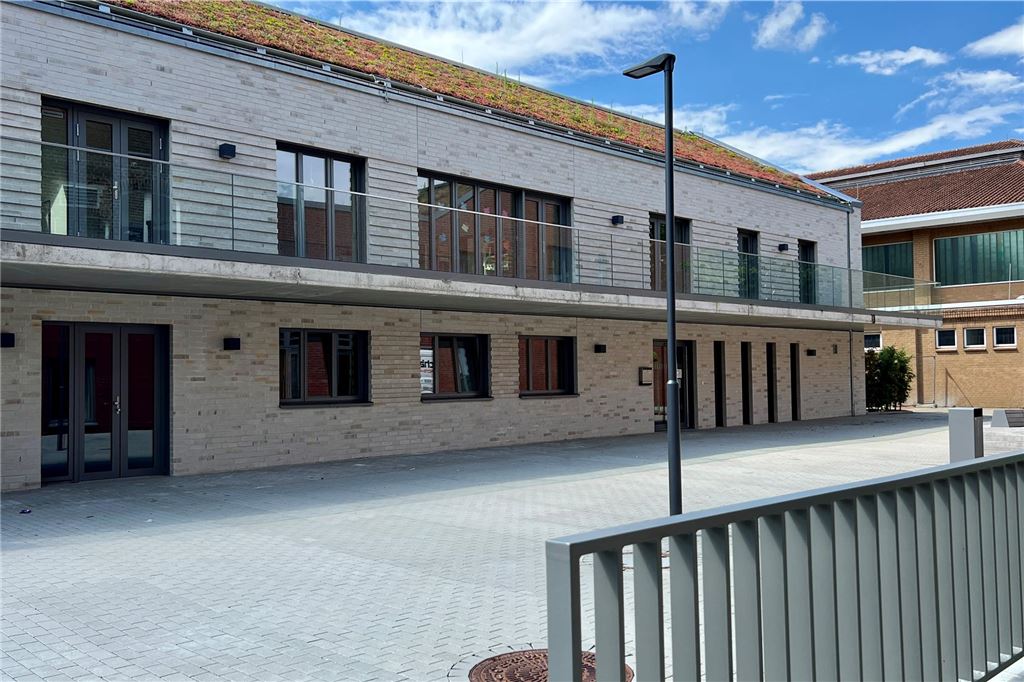Kitaplatzmangel in NRW: Unna ist die Ausnahme – es gibt ein Überangebot Die Kita "Schillermöwen" befindet sich an der Schillerschule am Massener Hellweg in Unna.