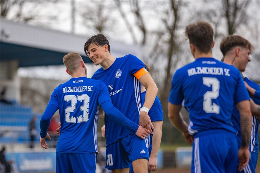 Viele Bilder vom Westfalenliga-Sieg des Holzwickeder SC über Hohenlimburg.