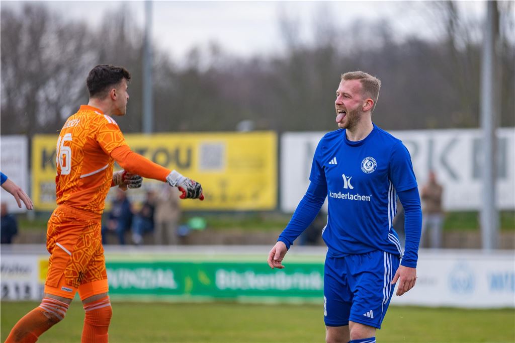 Viele Bilder vom Westfalenliga-Sieg des Holzwickeder SC über Hohenlimburg.