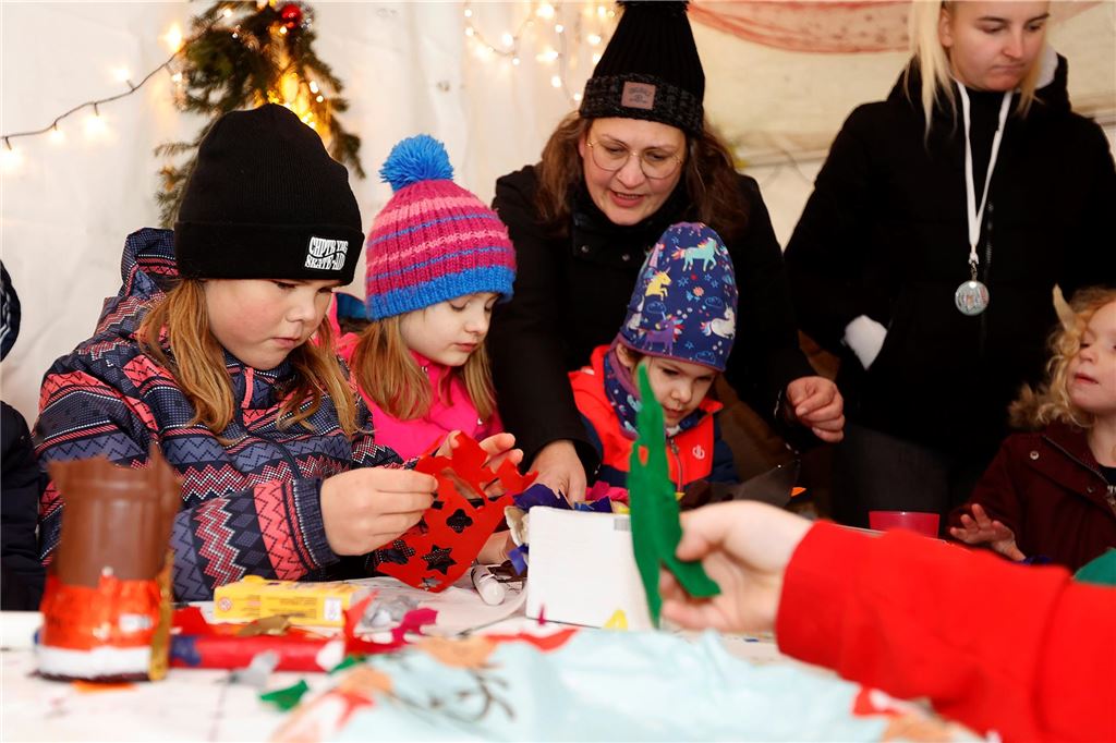 Viele Fotos: Der 35. Holzwickeder Weihnachtsmarkt in Bildern