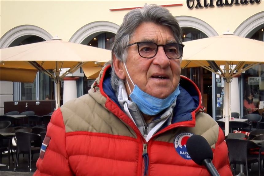 Im Video: Das sagen die Menschen in Unna zur Impfpflicht Viele Menschen haben sich in der Fußgängerzone in Unna an unserer Corona-Umfrage beteiligt.