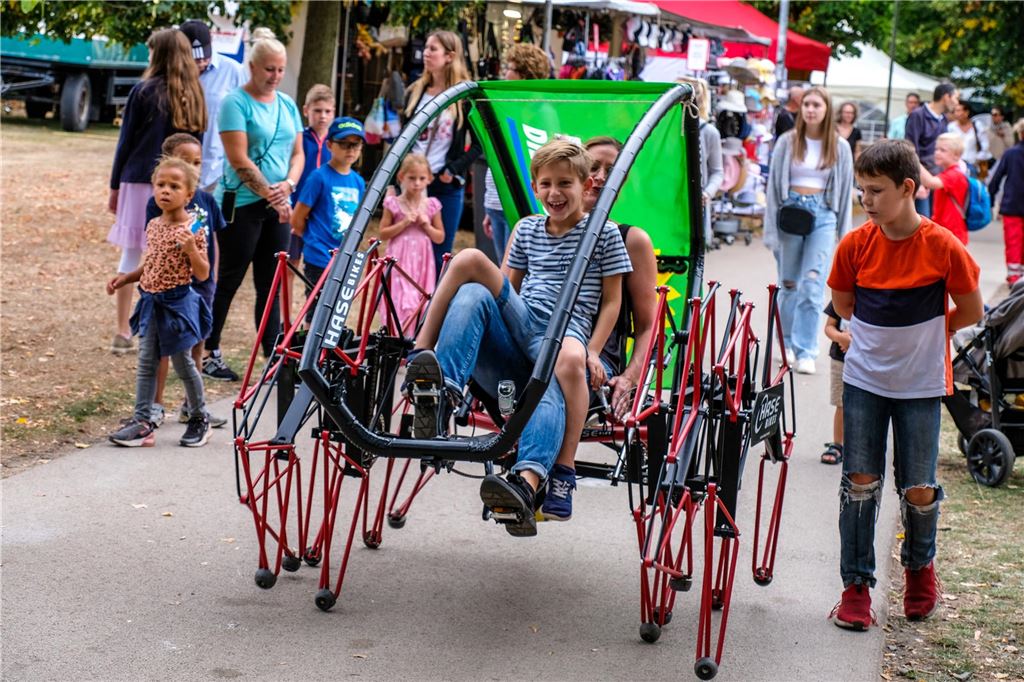 Waltroper Parkfest 2024 – Alle Fragen und Antworten im Überblick Kind auf Waltroper Parkfest