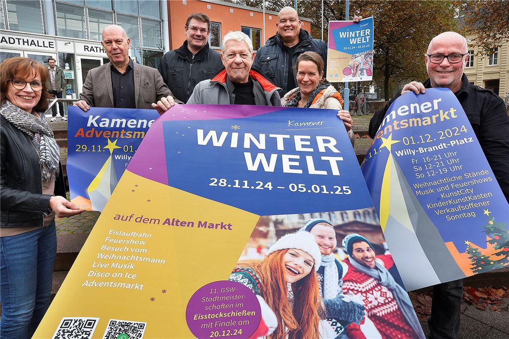 Winterwelt 2024 in Kamen: Die Preise für Kinderpunsch und Glühwein Vorfreude auf eine der größten Veranstaltungen im Kamener Jahreskalender: Die Kamener Winterwelt, organisiert von Ingelore Peppmeier, Jochen Baudrexl, Martin Semering, Marcus Gloria, René Hanck, Katharina Großkraumbach und Jörg Höning.