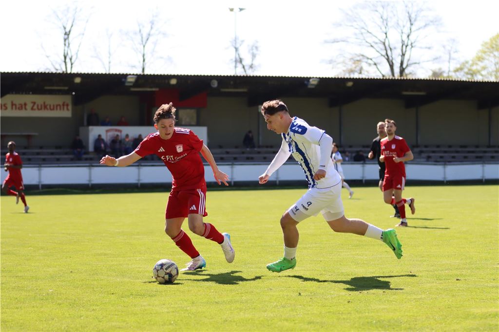 Während der Lüner SV ein spätes Gegentor kassiert, war der BV Lünen gegen Türkspor Dortmund II chancenlos. Der VfB Lünen und BW Alstedde fuhren Siege ein.