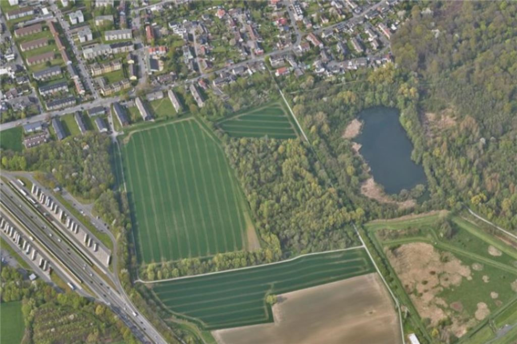 Ist ein zweiter Phoenix-See realistisch, Prof. Dr. Gruehn? Luftbild: Die Fläche in Dortmund-Westerfilde, wo ein zweiter Phoenix-See in Dortmund entstehen könnte.