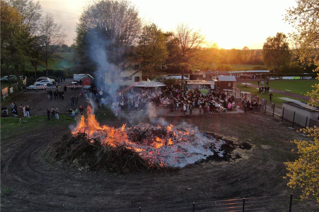Osterfeuer Unna 2025