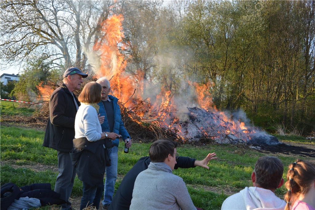 Osterfeuer Unna 2025