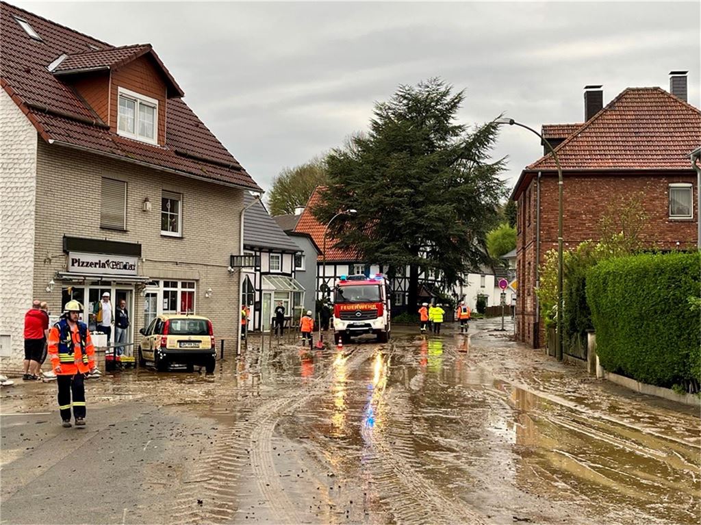 Hochwasser 2025 Dellwig Hauptstraße